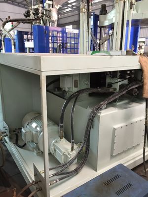 55T Rotary Vertical Injection Molding Machine ผู้ผลิต เครื่องพิมพ์สกรูขนาด 35 มม