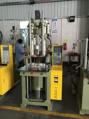 35T เครื่องพิมพ์ฉีดตั้งขนาดเล็ก 1300Kg น้ําหนัก 6.7KW กําลัง